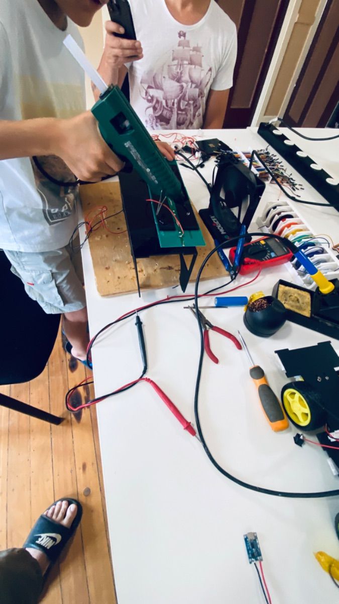 Kidhack bus